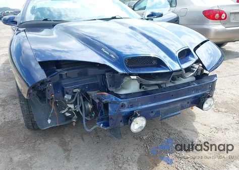 2002 Pontiac Firebird Trans Am из США, поврежденный, VIN 2G2FV32G822145817